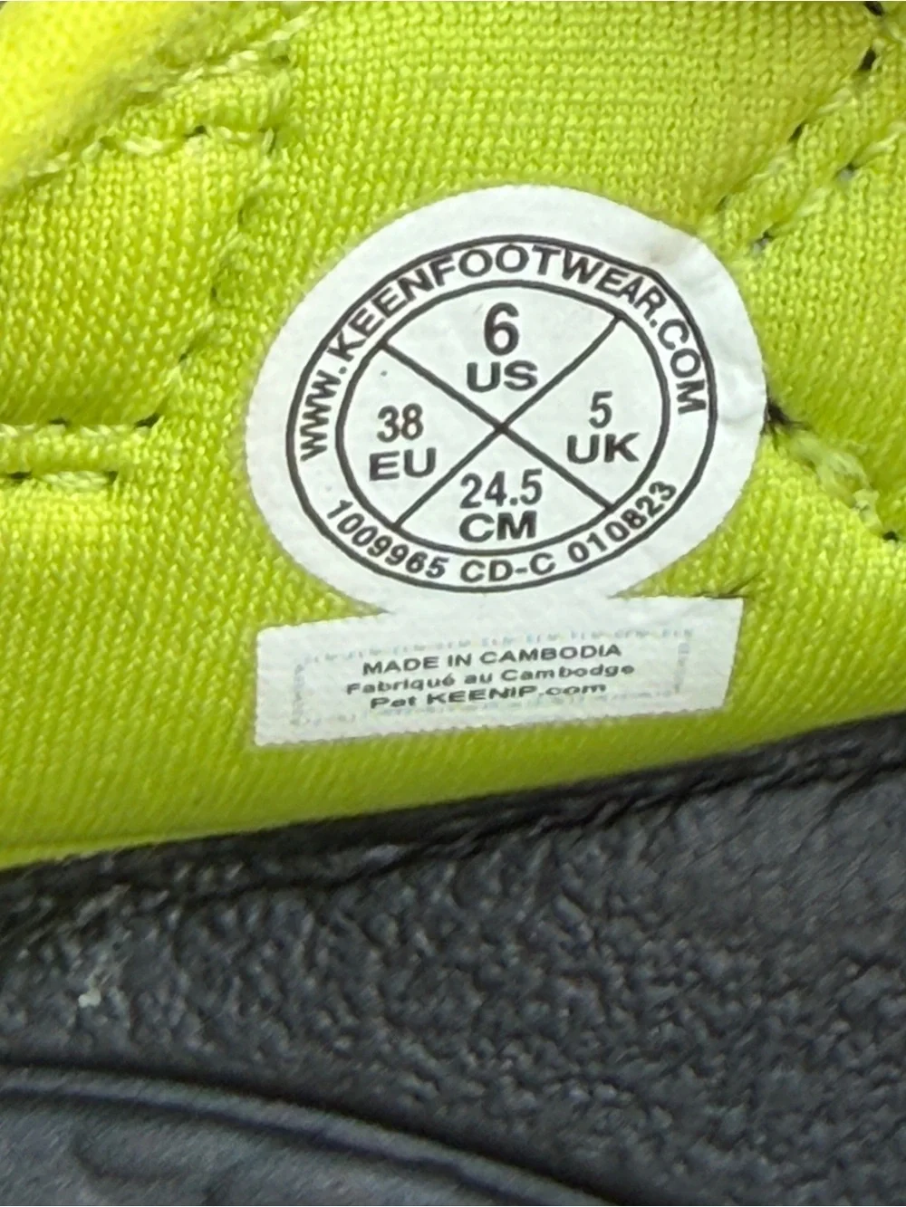 KEEN Newport H2 Kids Sandals Black Lime Green Water Shoes Big Kid Size 6
